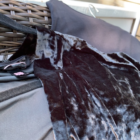 Dark Green Short Sleeve Velvet Feel Kimono Size XS/Small NWOT ( will fit S/M&L) - Picture 9 of 12